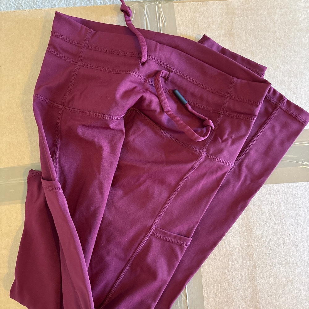Zyia Merlot leggings